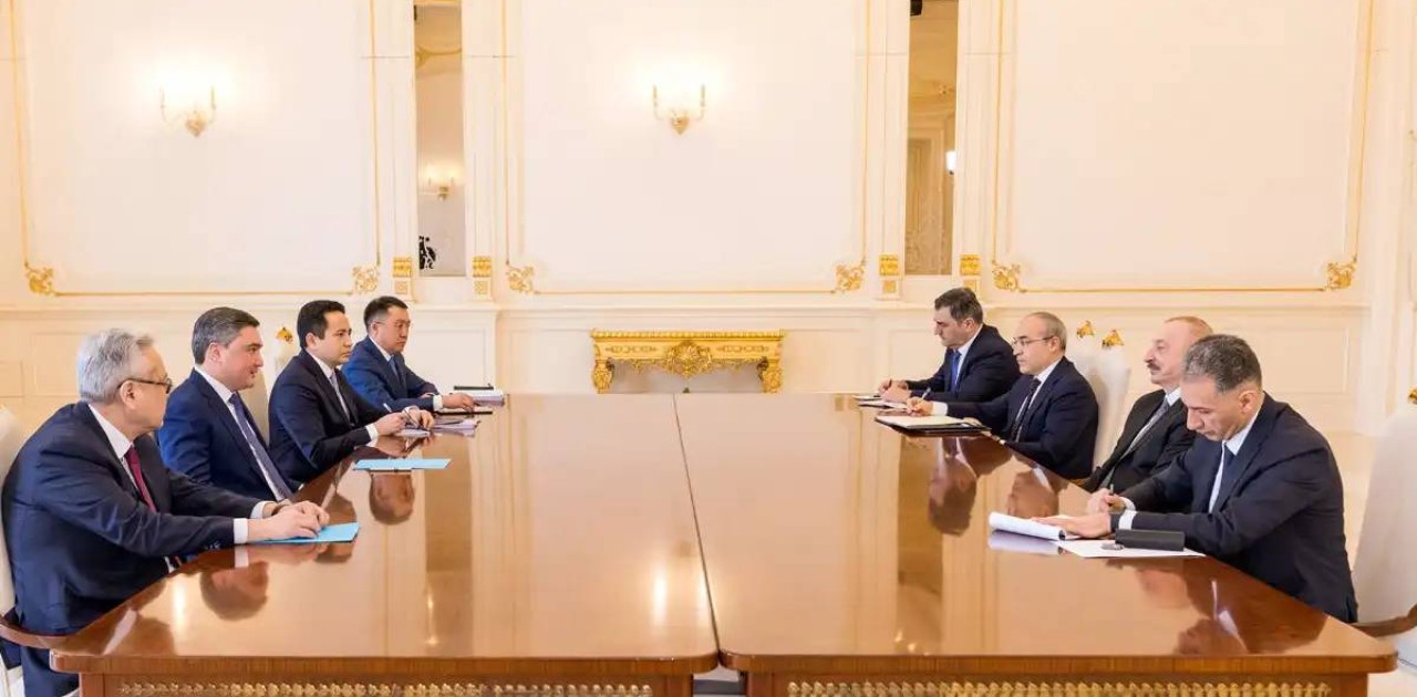 Қазақстан мен Әзербайжан бірқатар құжатқа қол қойды