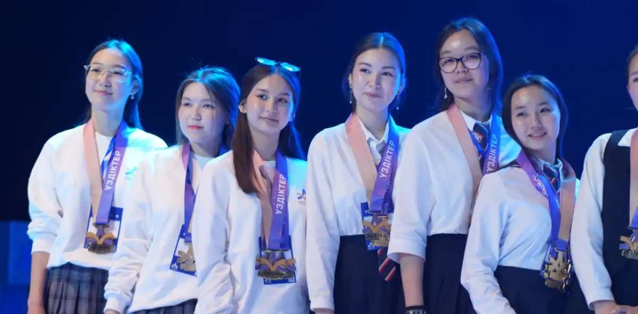 Астанада «Ана тілі» республикалық олимпиадасының жеңімпаздары марапатталды