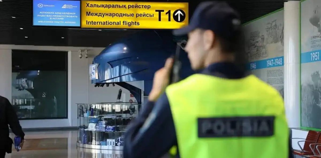 Астана әуежайында орынсыз қалжыңдаған шетел азаматы 15 тәулікке қамалды