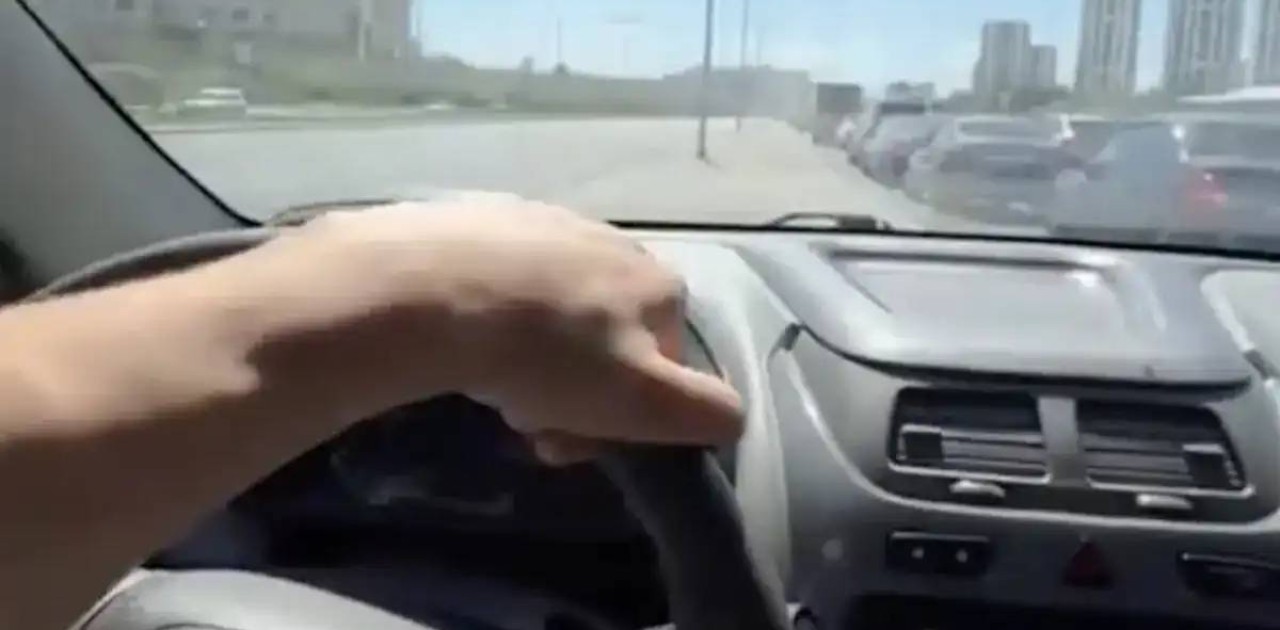 Көлікпен тротуардың үстімен жүрген: Елордада жол ережесін бұзған жүргізуші жазаланды