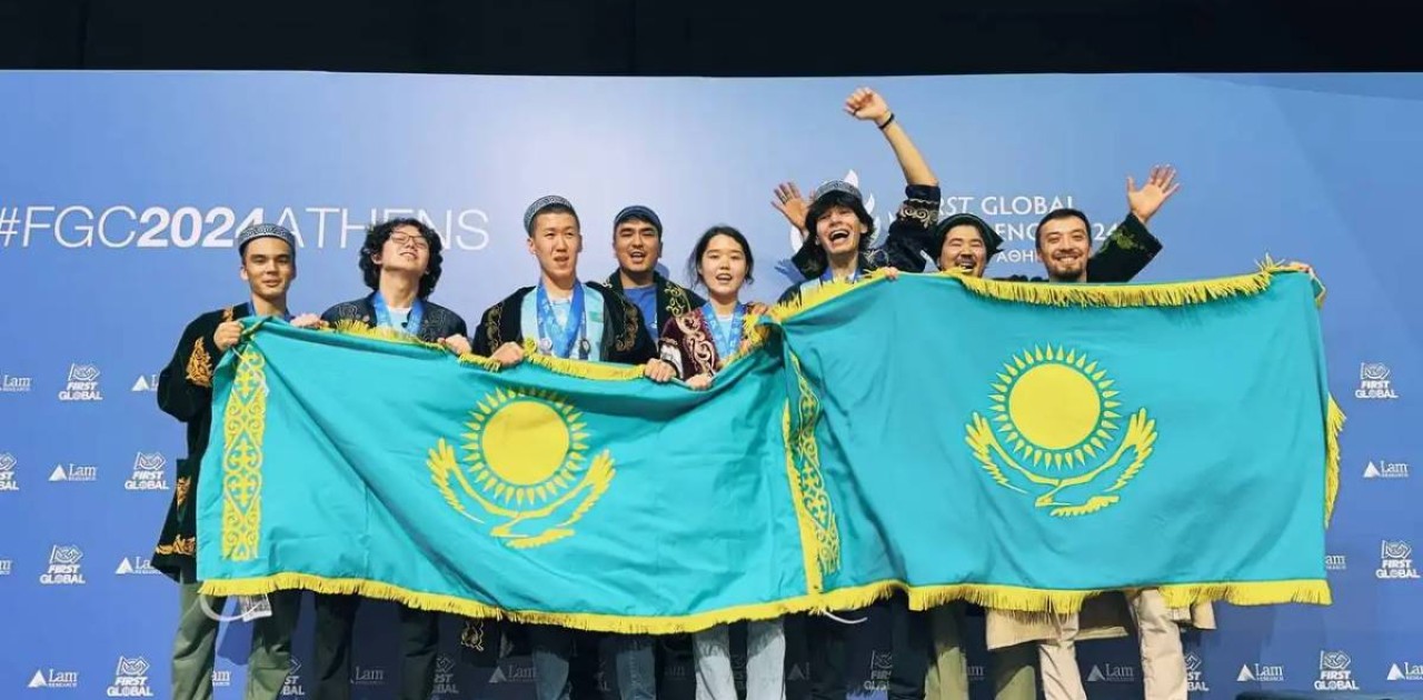 Қазақстандық оқушылар робототехникадан үш дүркін әлем чемпионы атанды