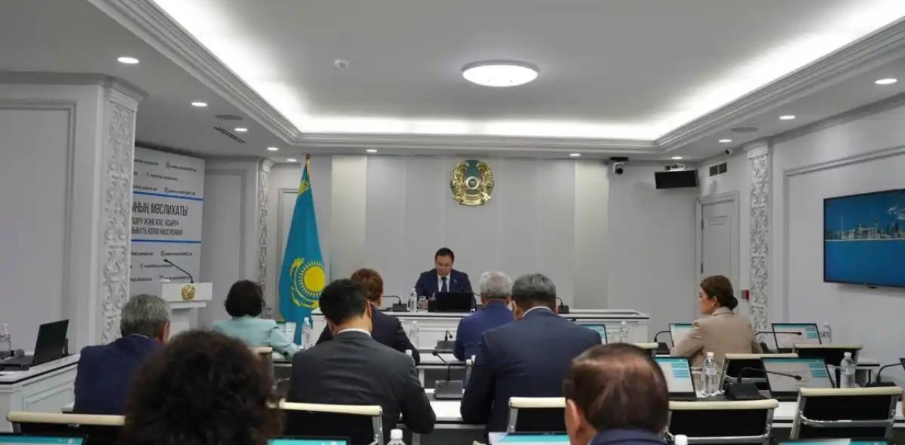 Елордалық мәслихатта балалардың жол қауіпсіздігі мәселесі талқыланды