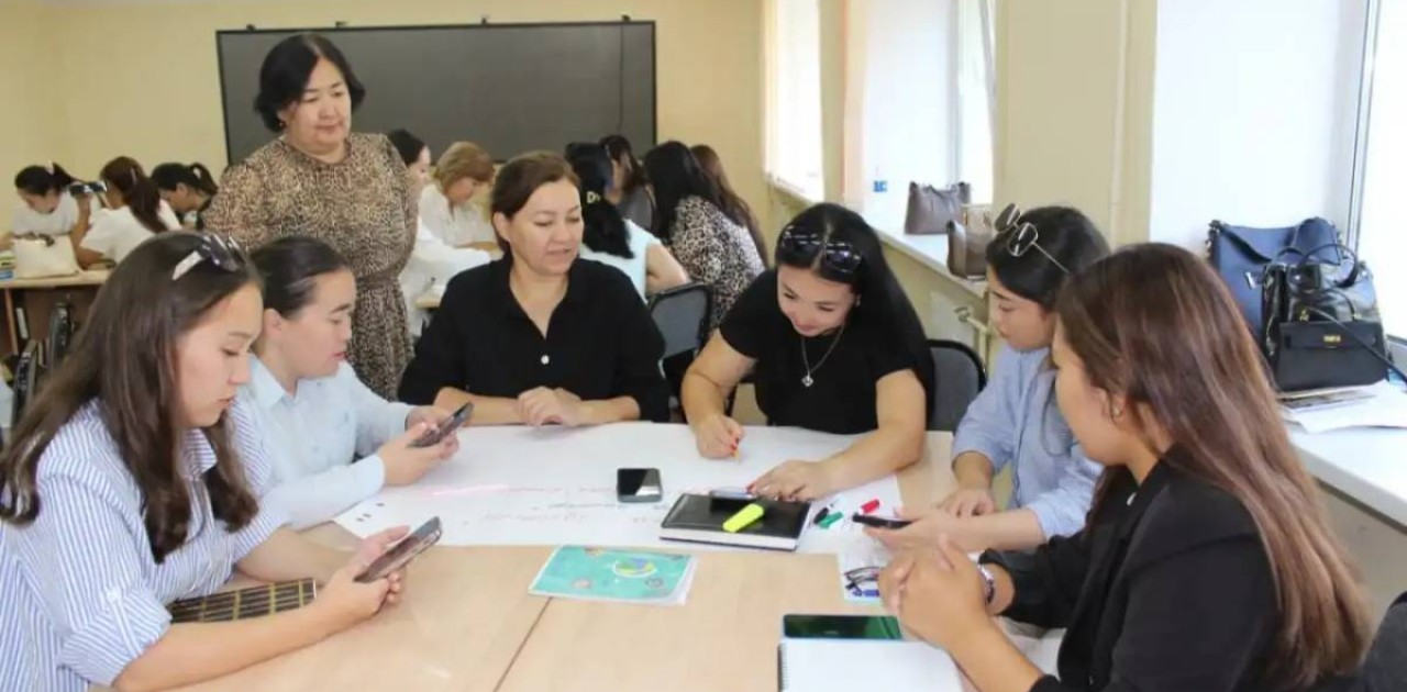 60 мыңға жуық қазақстандық педагог біліктілікті арттыру курстарынан өтті