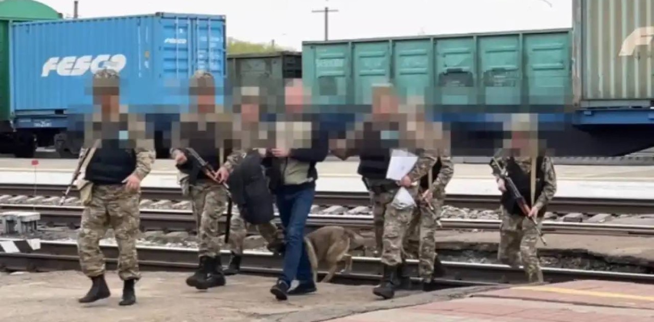 Қазақстаннан қашып кеткен сотталған азамат Ресейден экстрадицияланды