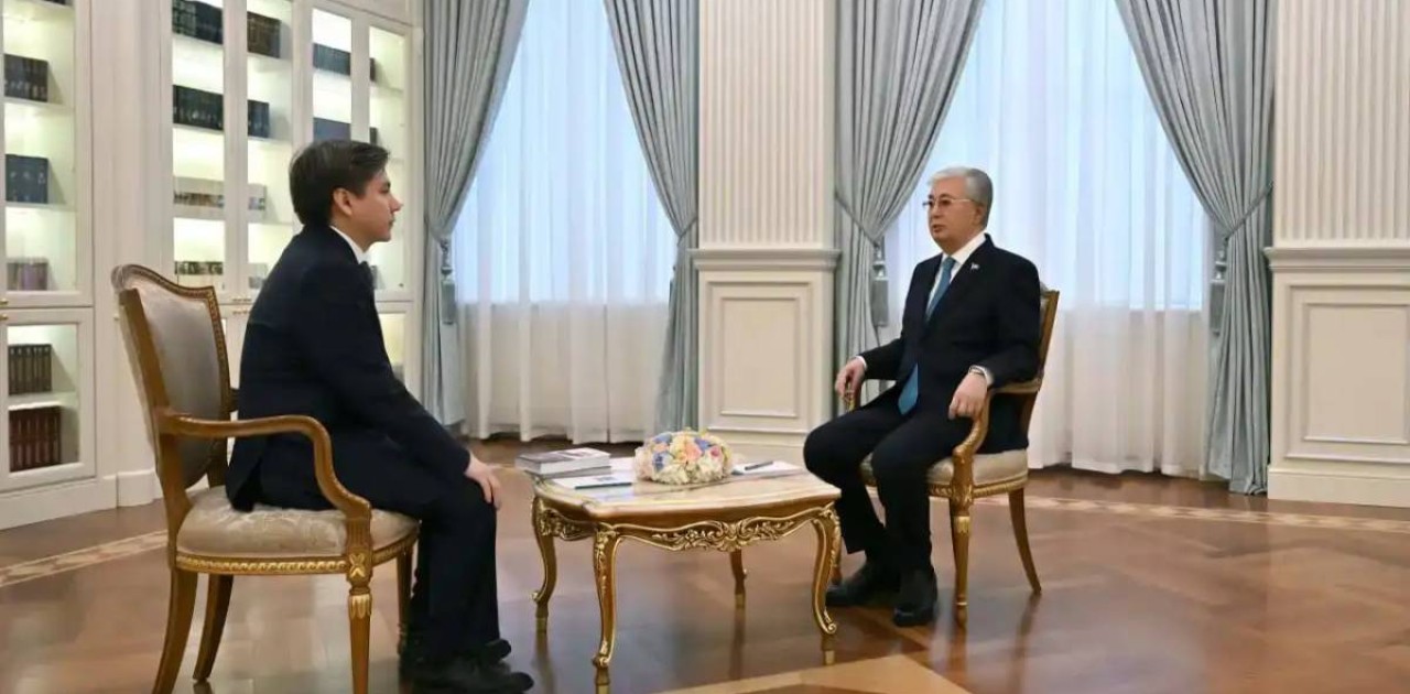 Сұхбатта халықты толғандыратын ең өзекті мәселелерге толыққанды жауап берілді