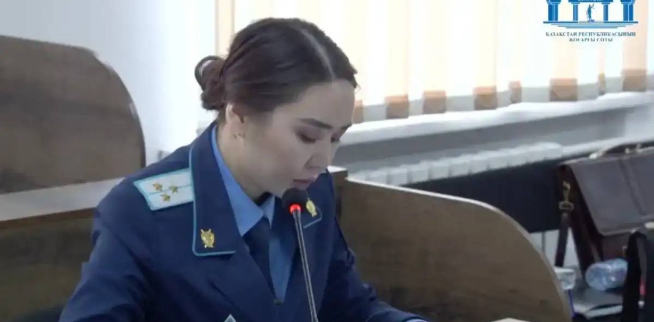 «Нең бар біздің арамызда»: Айыпталушылардың бірінің әріптесі сотта түсініктеме берді