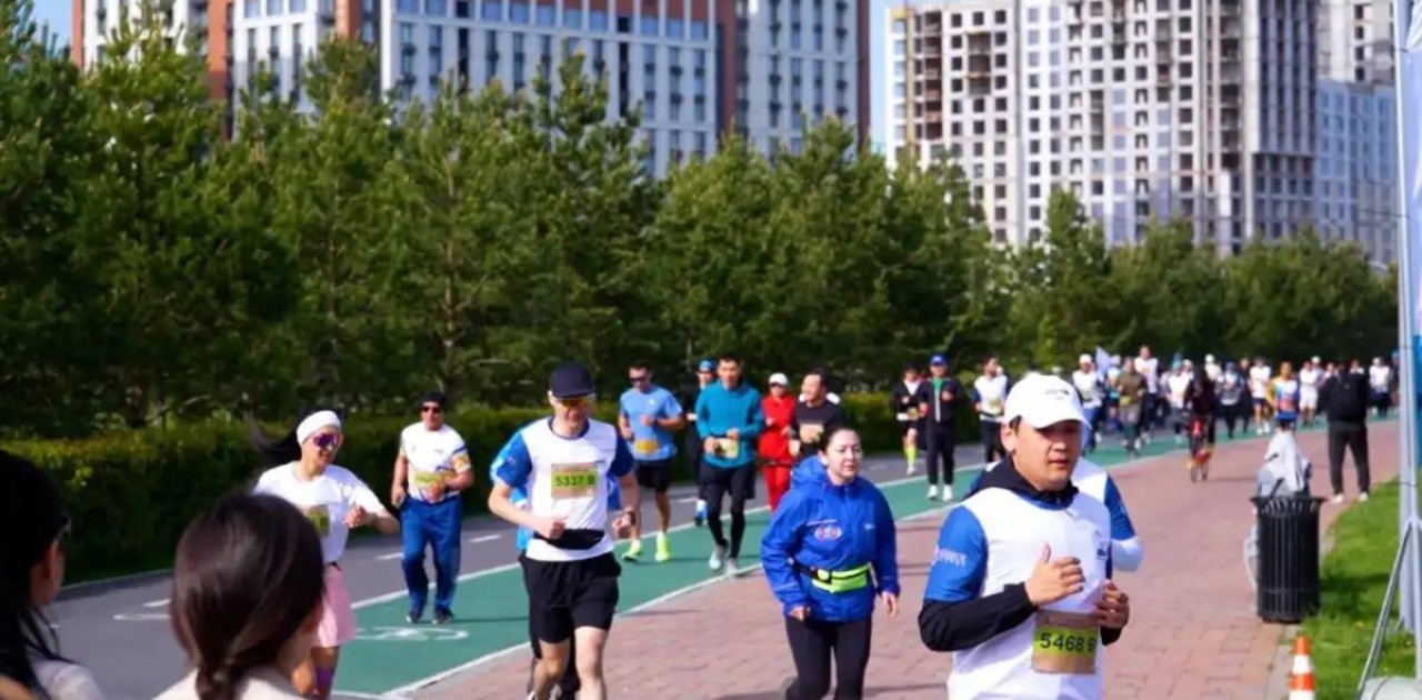 Елордада өткен қайырымдылық марафонына 3 мың адам қатысты