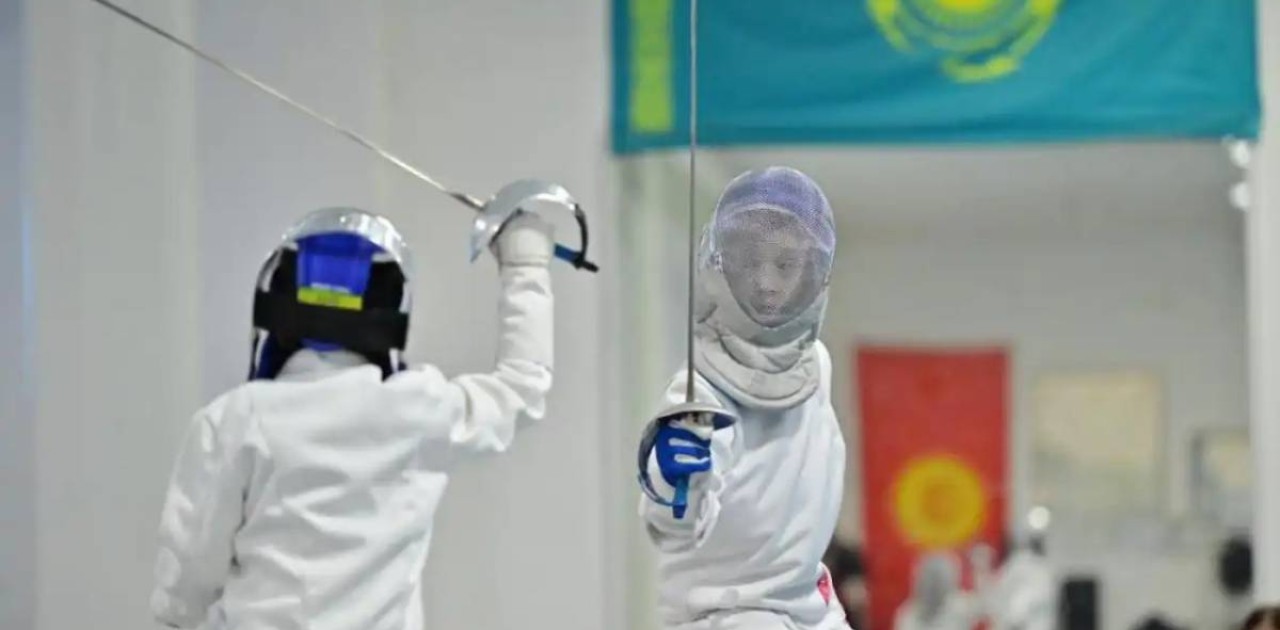 Астанада семсерлесуден қалалық ашық чемпионат өтті