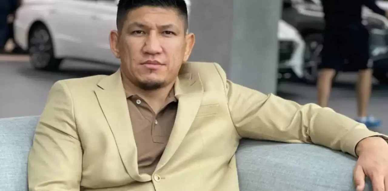 «Ақымақтар ғана сенеді»: Қуат Хамитов қазақ футболын тағы да сынға алды