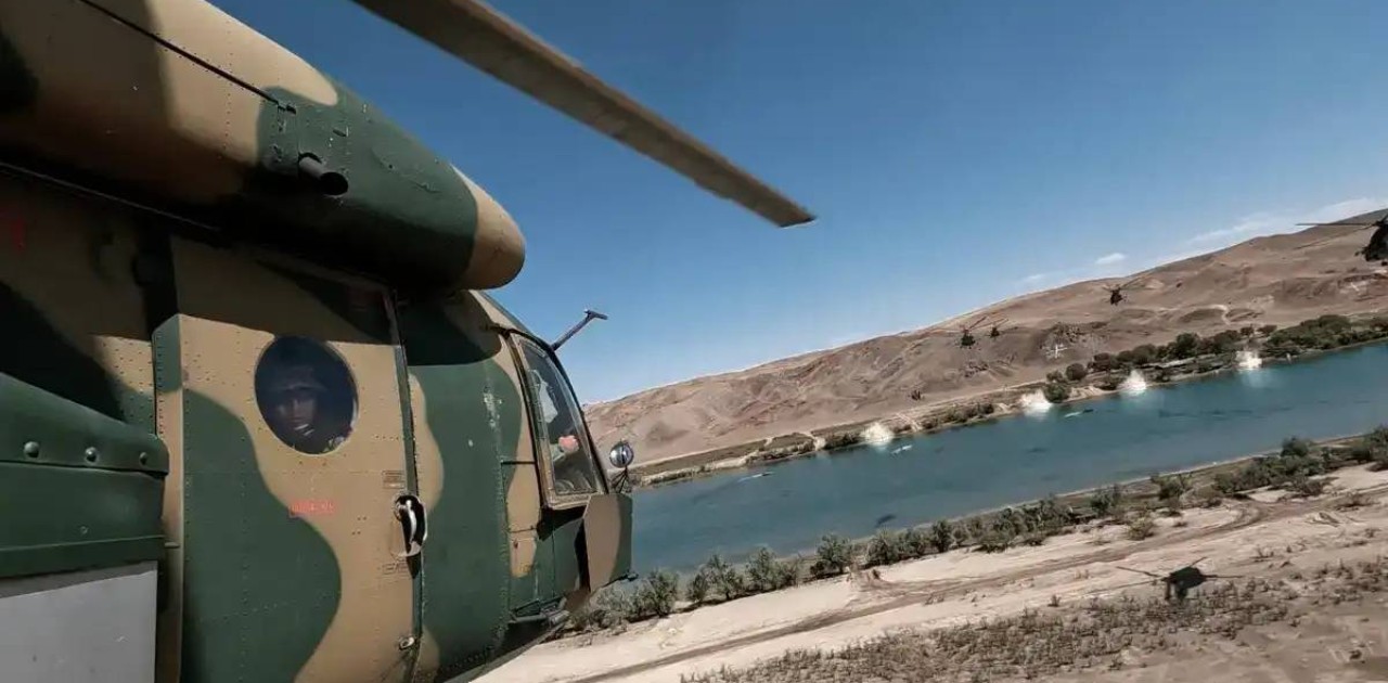 Ұшқыштар Астанада өтетін парадқа қызу дайындалып жатыр