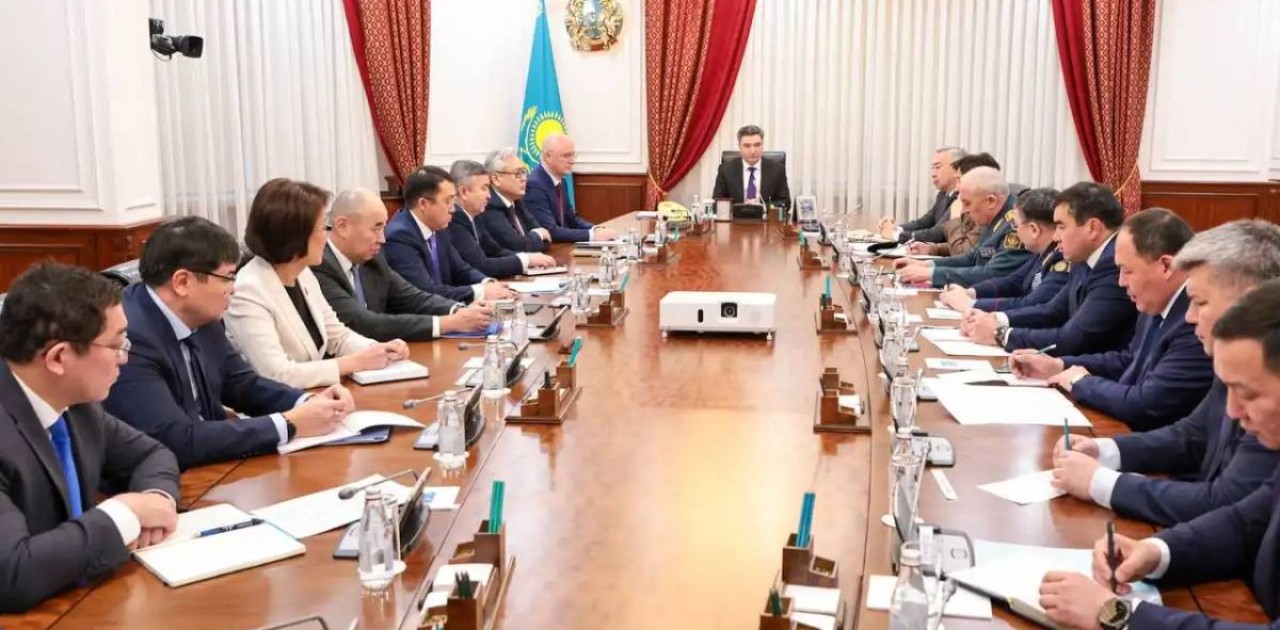 Премьер-министр Украина төңірегіндегі жағдайға байланысты шұғыл жиын өткізді