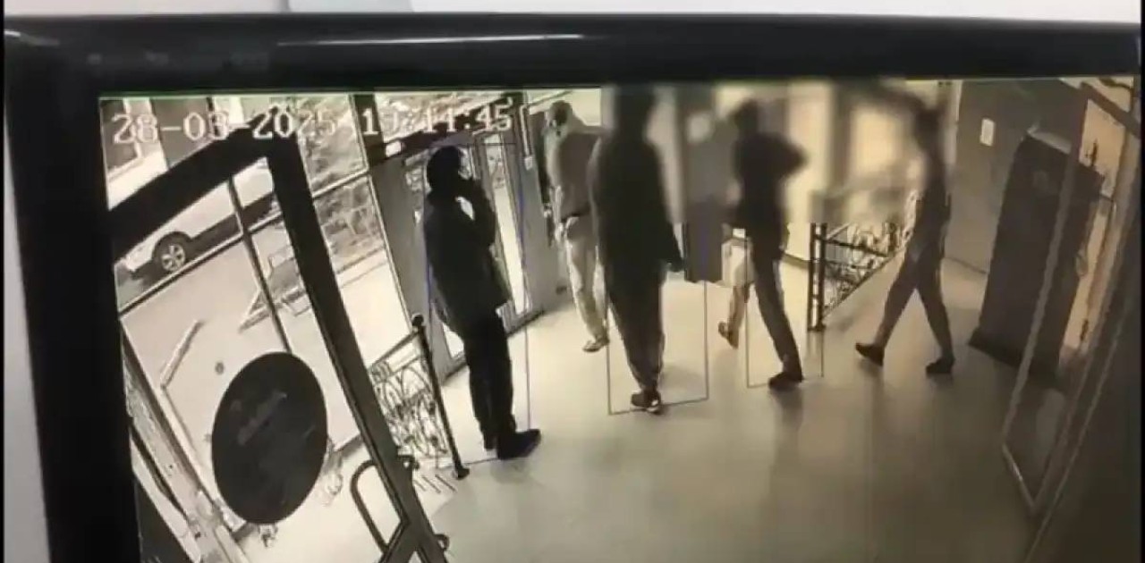 Оралда терминалдан ақша ұрлаған күдіктілер ұсталды