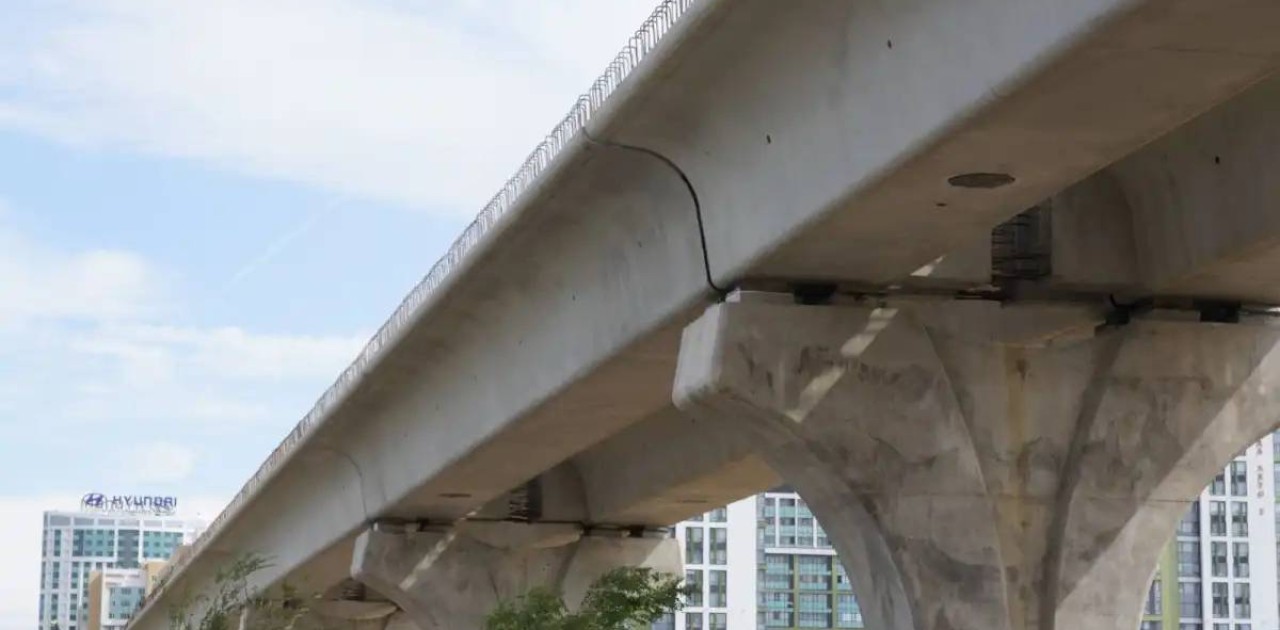 LRT құрылысы: Елорданың кей көшелерінде қозғалыс уақытша шектеледі