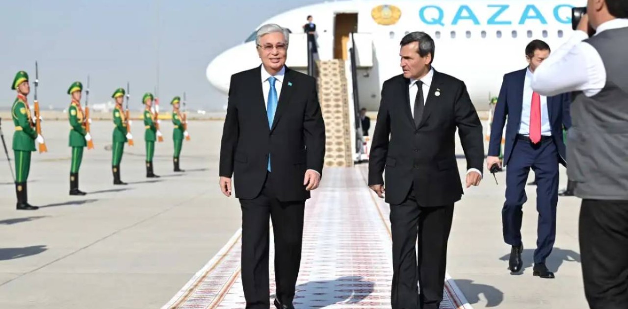 Қасым-Жомарт Тоқаев Түрікменстанға ресми сапармен барды