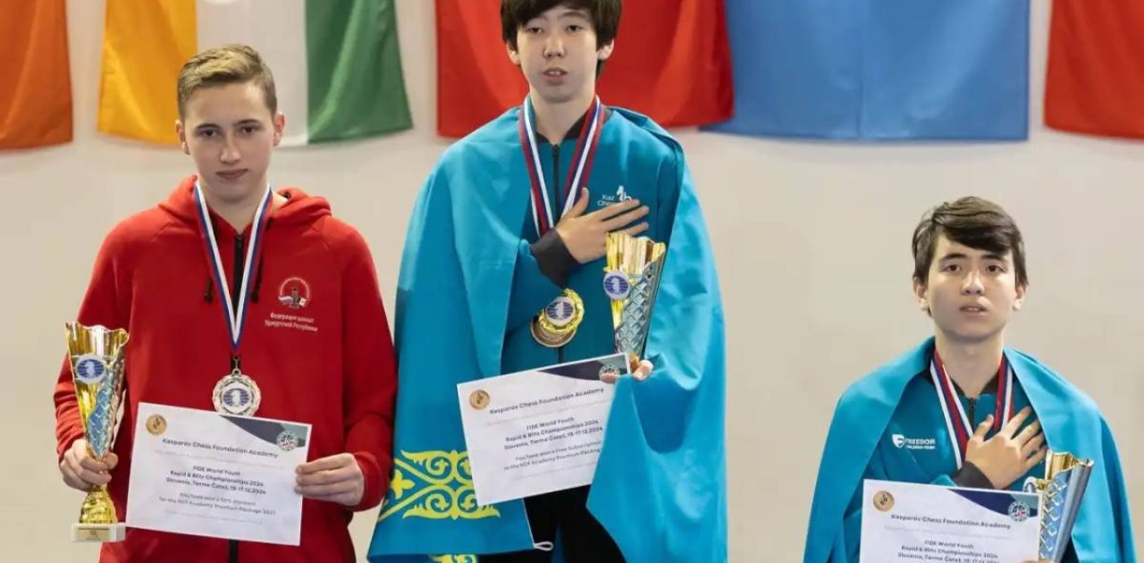 Қазақстандық жас шахматшылар блицтен әлем чемпионы атанды