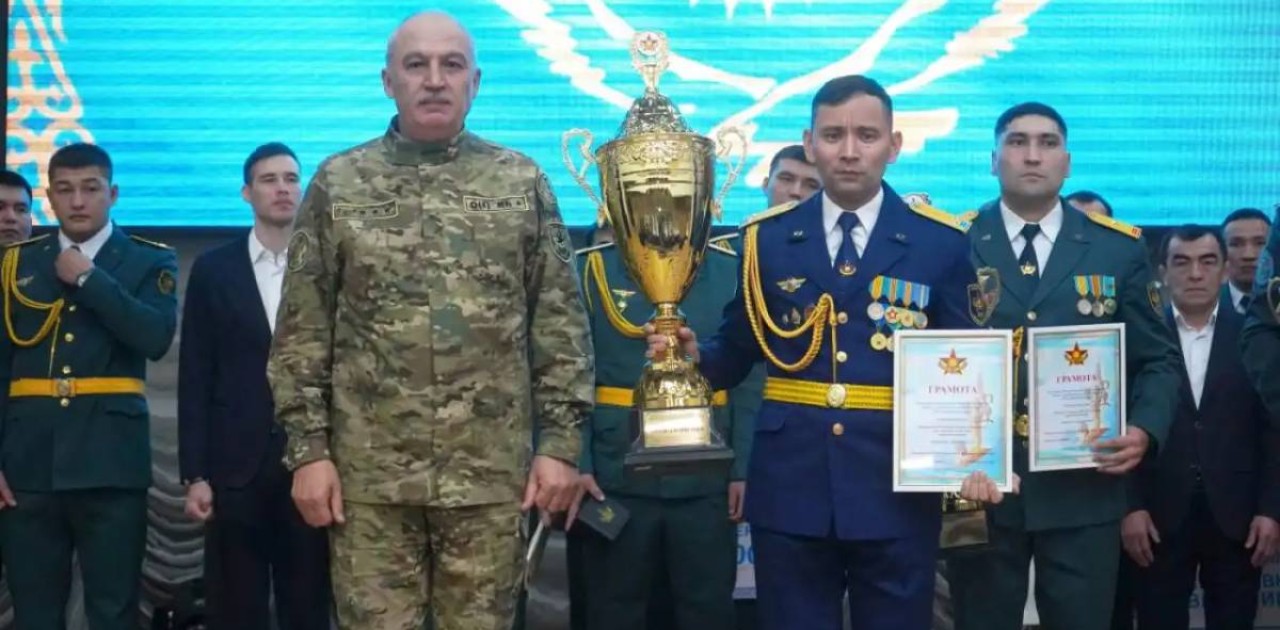 Қорғаныс министрі танымал армия спортшыларын марапаттады