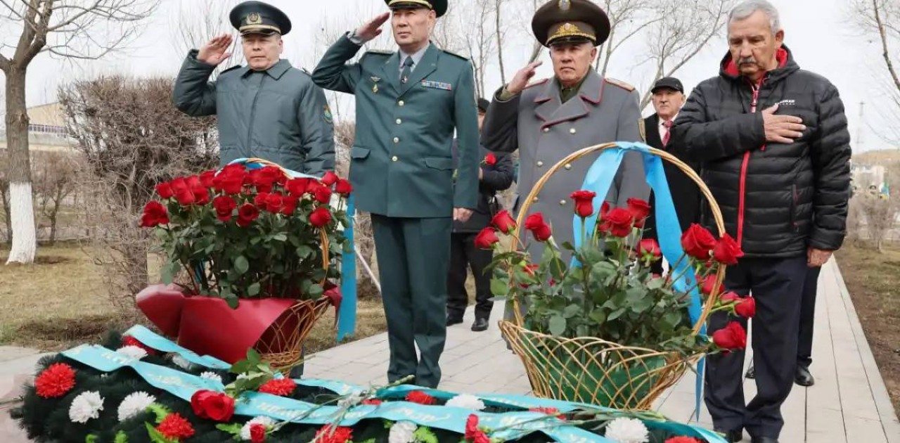 Ұлттық ұлан «Қазбаттың» әскери қызметшілеріне құрмет көрсетті