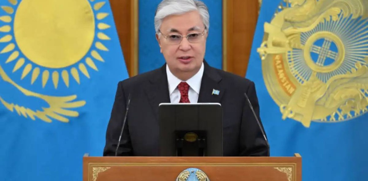 Мемлекет басшысы қазақстандықтарды Конституция күнімен құттықтады