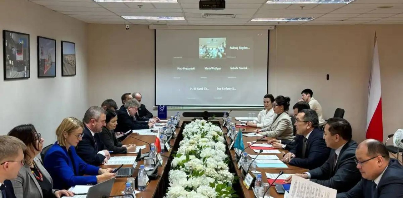 Қазақстан мен Польша арасында автомобиль көлігімен жүк тасымалдау көлемі өсті