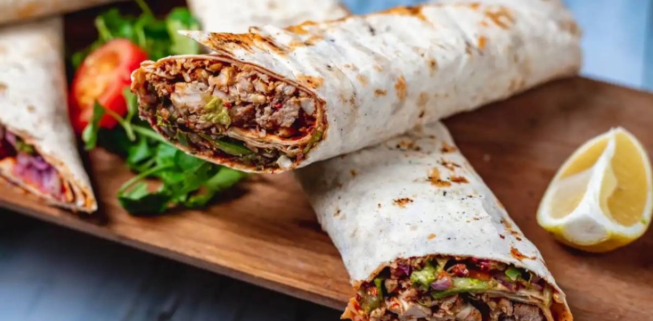 Маңғыстау облысында  донерді тегін тарату акциясының соңы  айқай-шуға ұласты