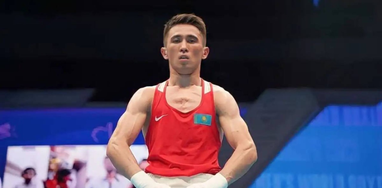 Азия чемпионаты: Махмұд Сабырхан қарсыласын нокаутпен жеңді