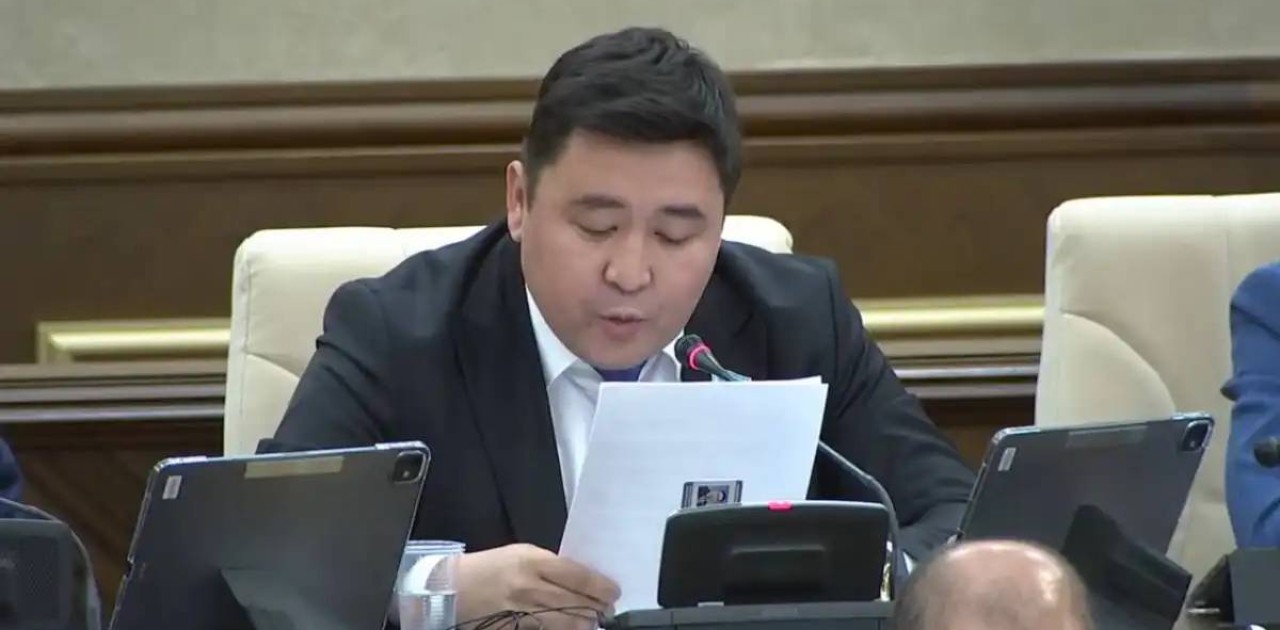 «Бұған кім сенеді»: депутат Нартай Сәрсенғалиев жұмыссыздық статистикасын жалған деп сынады