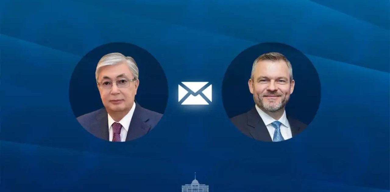 Мемлекет басшысы Словакия Президентін Конституция күнімен құттықтады