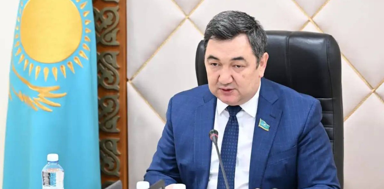 Дархан Қыдырәлі: “Қазақ тілі татулықтың, бірігудің тілі болуы тиіс”