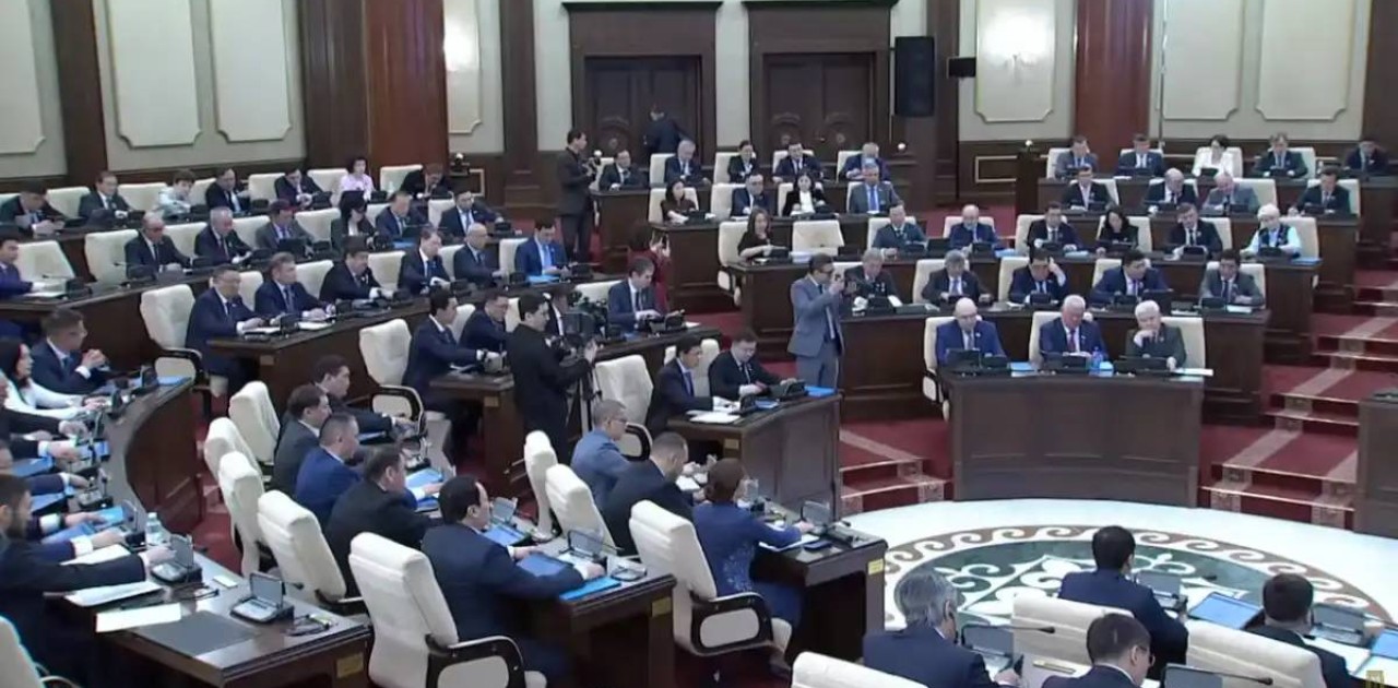 Үй жанындағы дүкендер, шаштараздар қосылған құн салығын төлемейді – Серік Жұманғарин