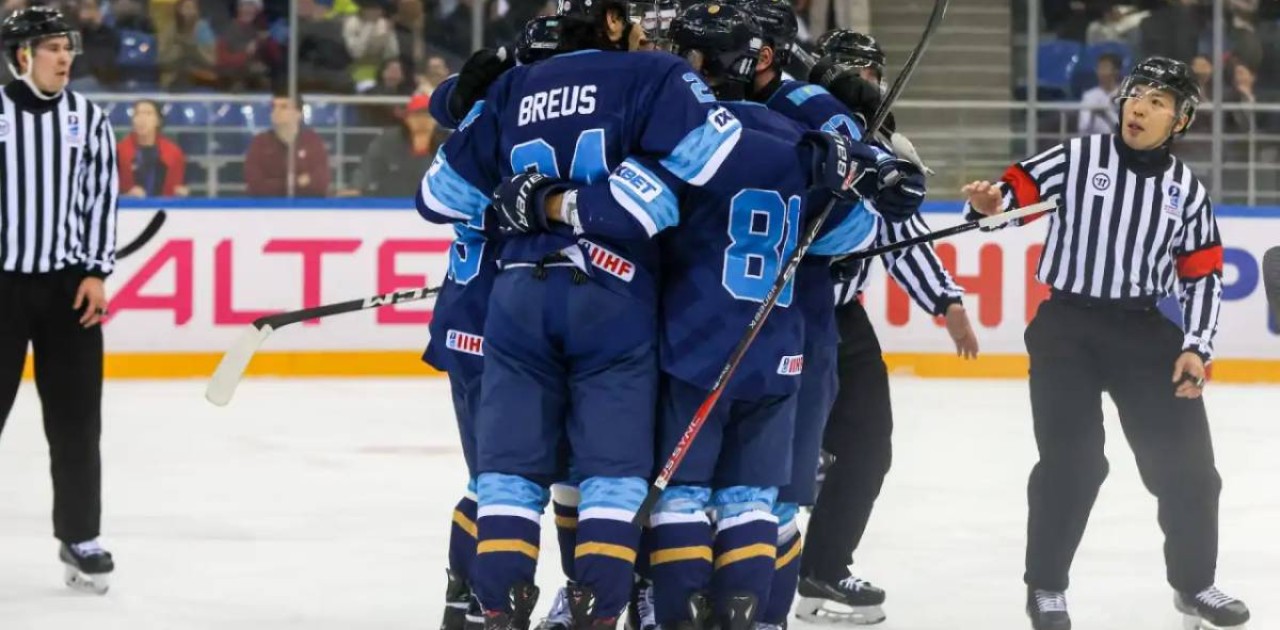 Қазақстан құрамасы шайбалы хоккейден Азия чемпионатында алтын жүлдеге ие болды