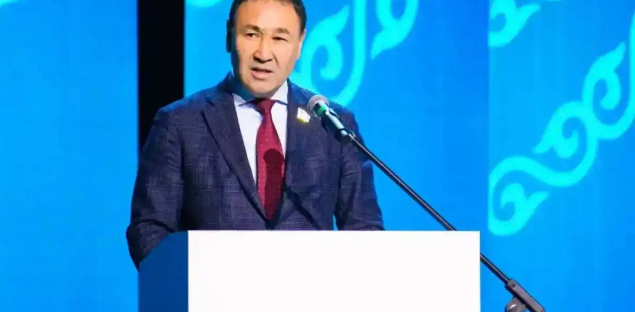 Табиғат Зейнұлқабден елордалықтарды Жеңіс күнімен құттықтады