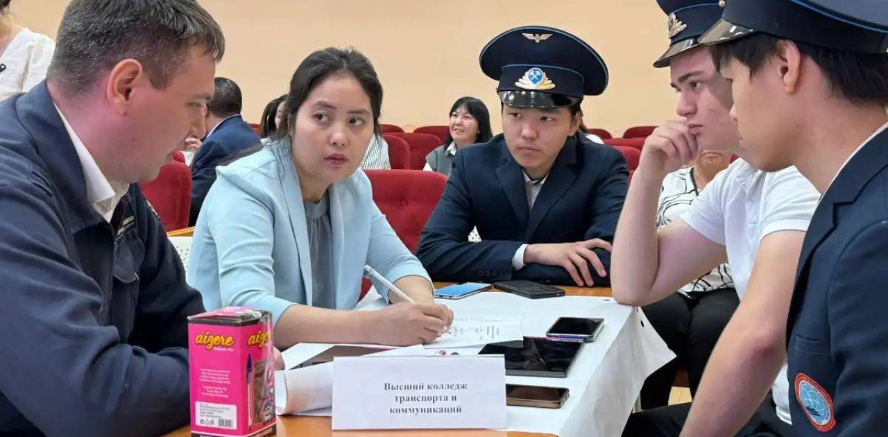 Теміржол мамандықтарының болашағы: кадрларды даярлау және жұмыспен қамту мәселесі талқыланды