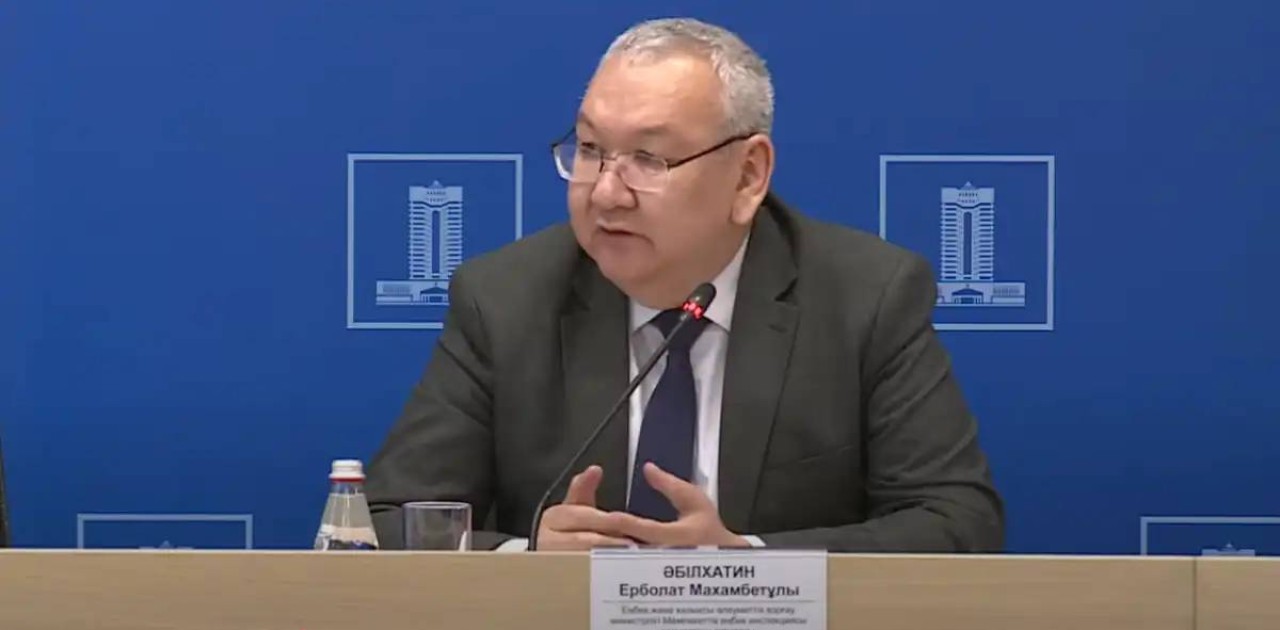 Мұғалімді міндетінен тыс жұмысқа тартқандар әкімшілік жауапкершілікке тартылады -  Ерболат Әбілхатин