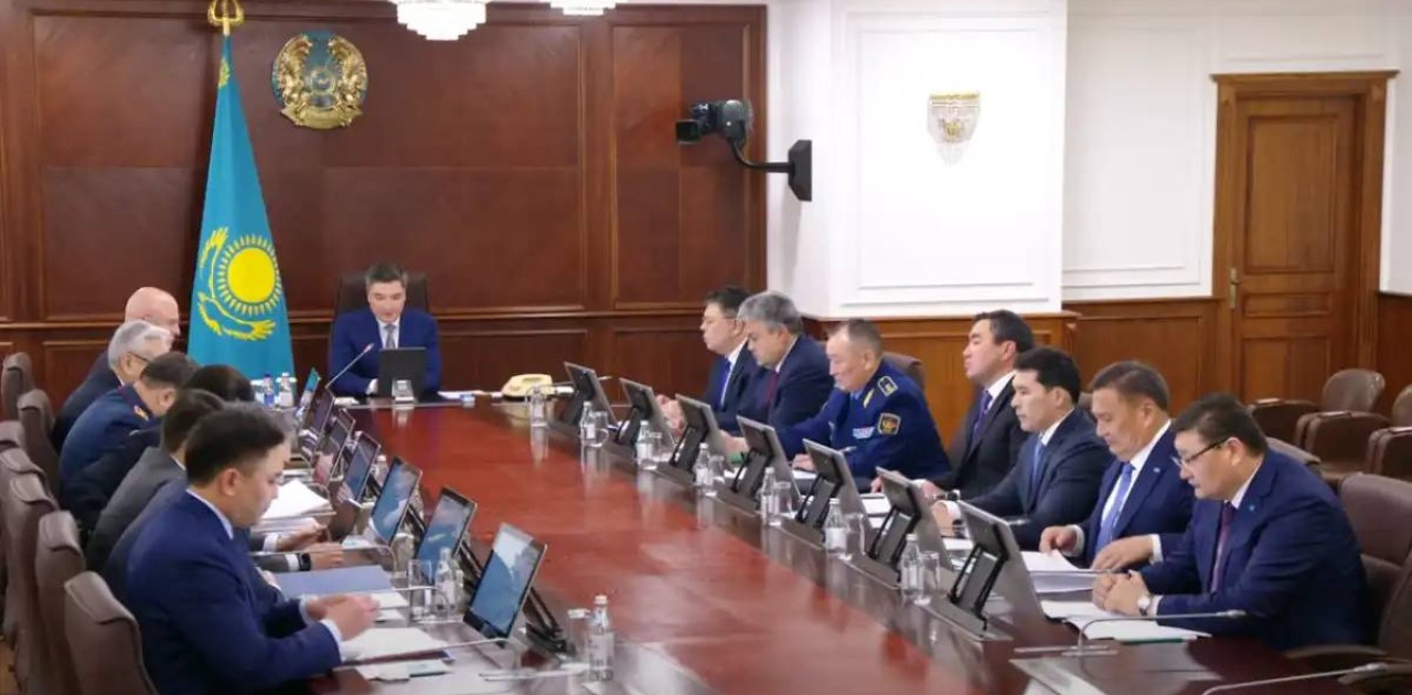 Мемлекеттік инспекторлорға кәсіпорындардың қызметін тоқтата тұру құқығы беріледі