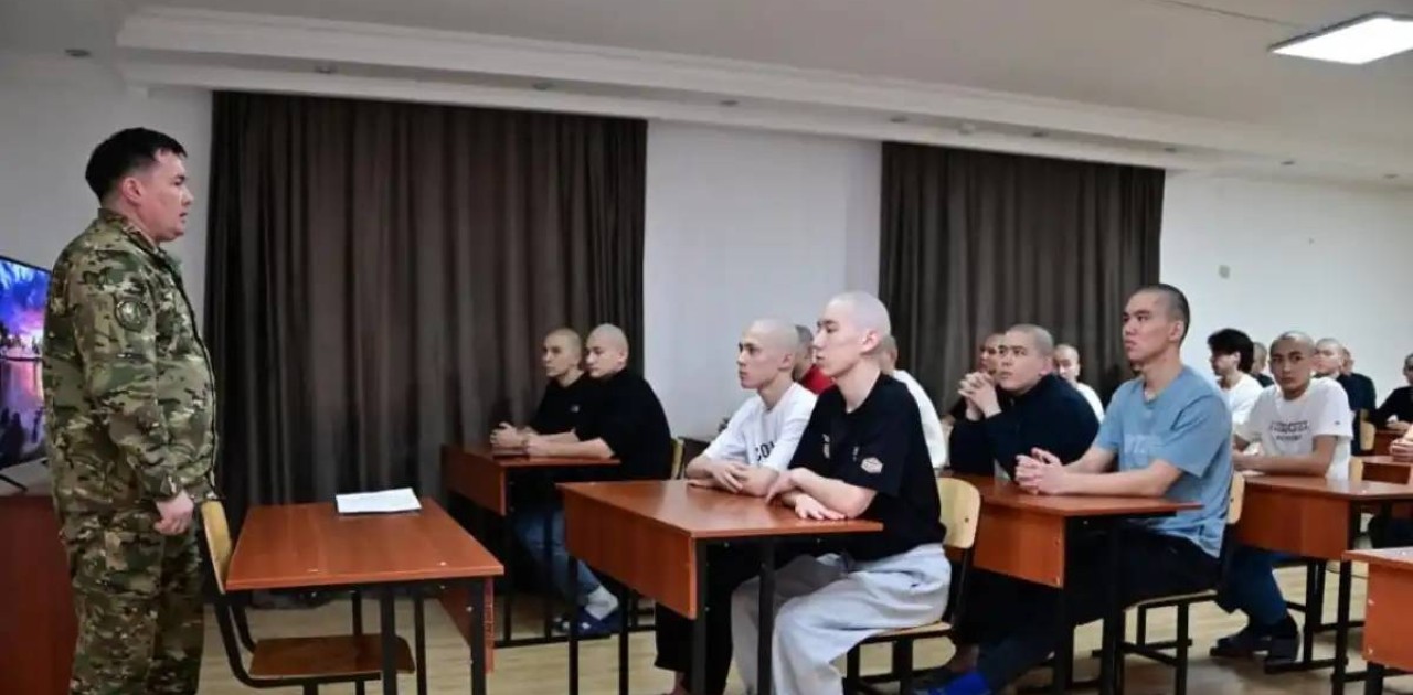 Астаналықтардың алғашқы легі шекараға қызмет етуге аттанды