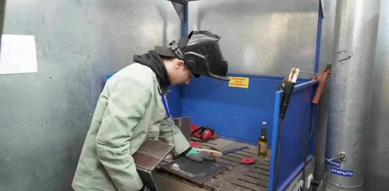 Мыңға жуық мектеп түлегіне орта техникалық білім туралы диплом беріледі