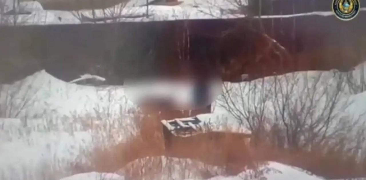 Павлодарда есірткі жасырған жастар камераға түсіп қалды