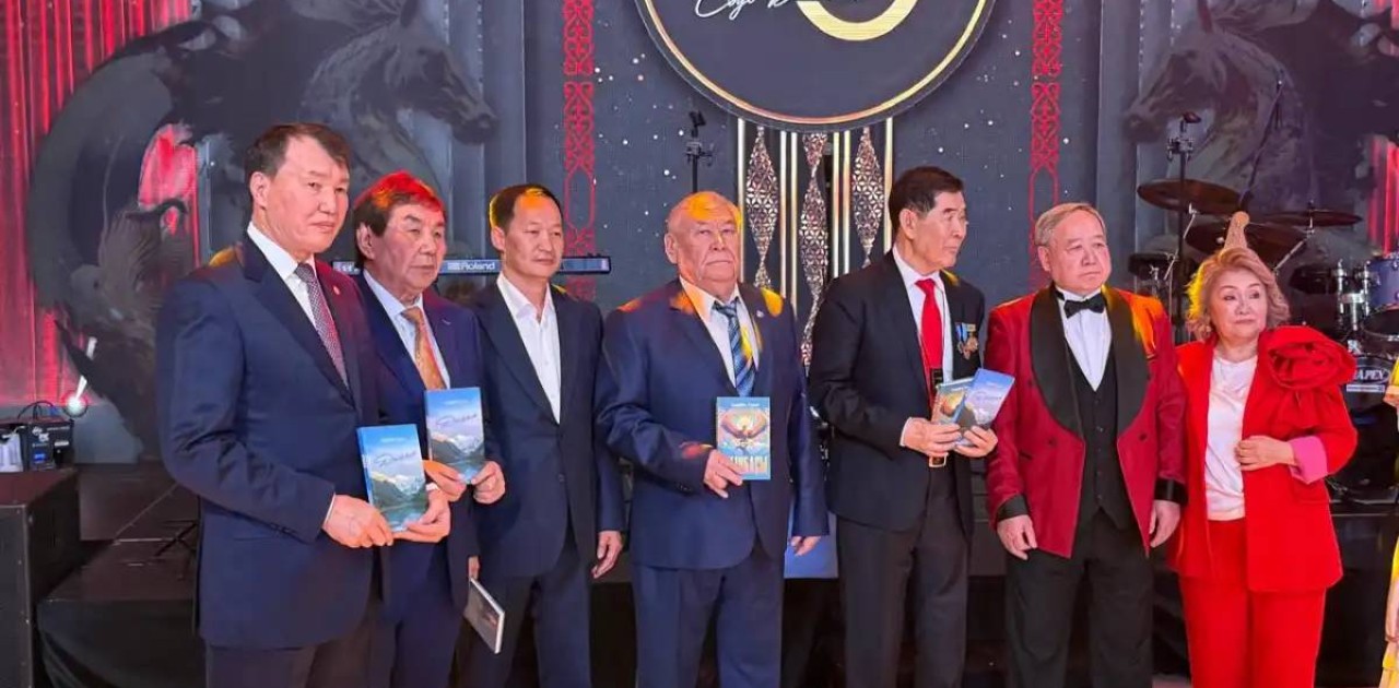 Елордада жазушы Сәдібек Түгелдің жаңа кітаптарының тұсауы кесілді