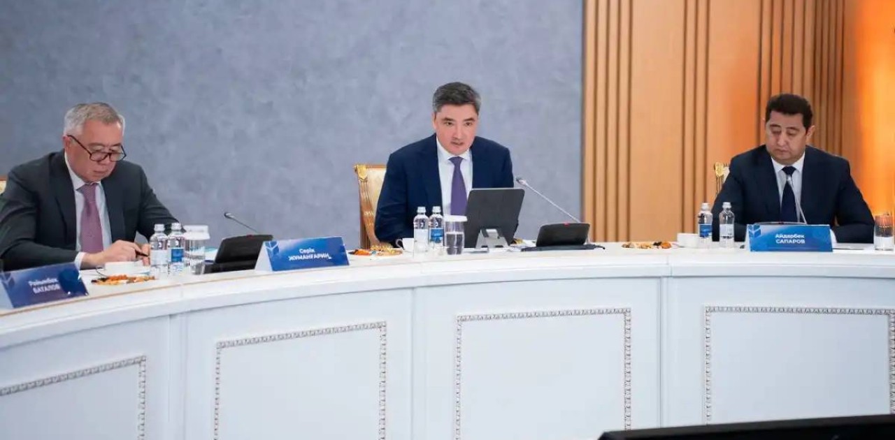 Үкіметте агроөнеркәсіп кешенін дамытудың өзекті мәселелері талқыланды