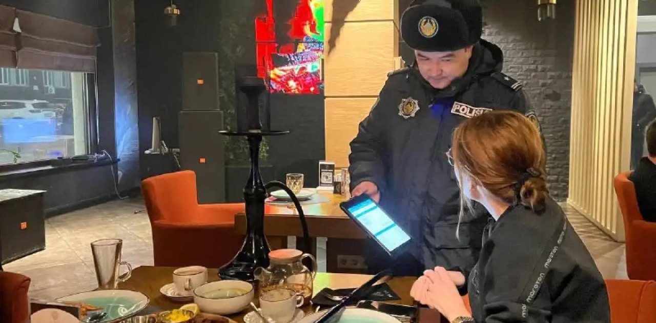 Кальян шеккендерге 300 мың теңге  айыппұл салынды