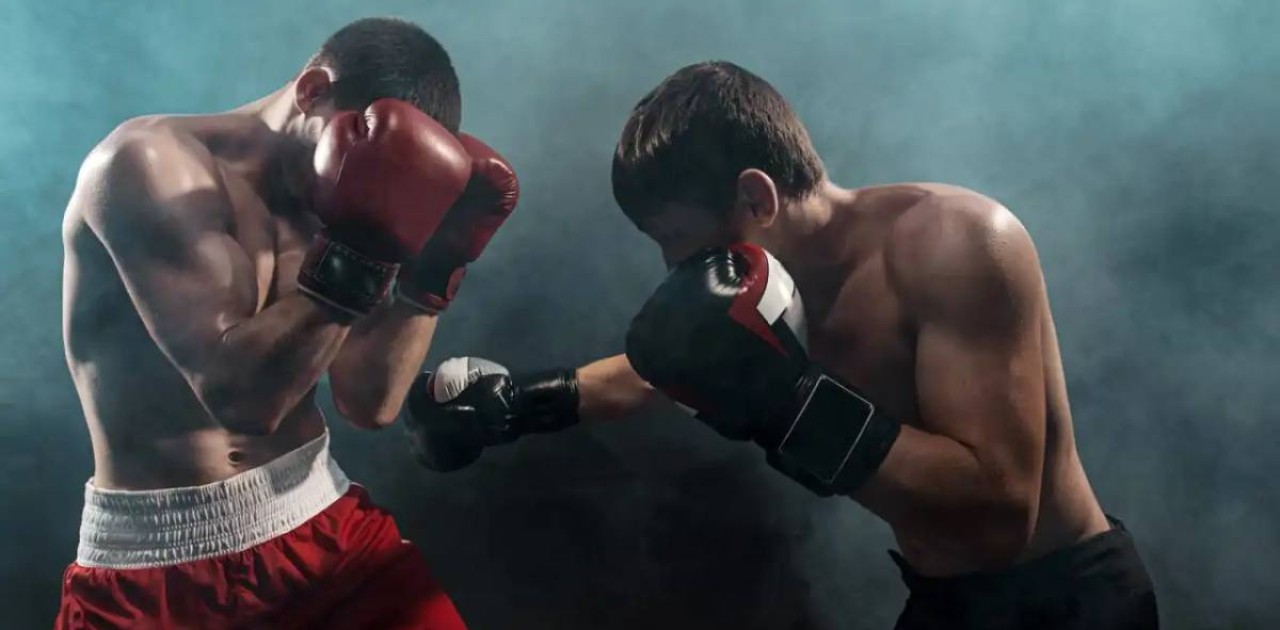 Жәнібек Әлімханұлы мен Андрей Михайлович жекпе-жегі тікелей эфирден көрсетіледі