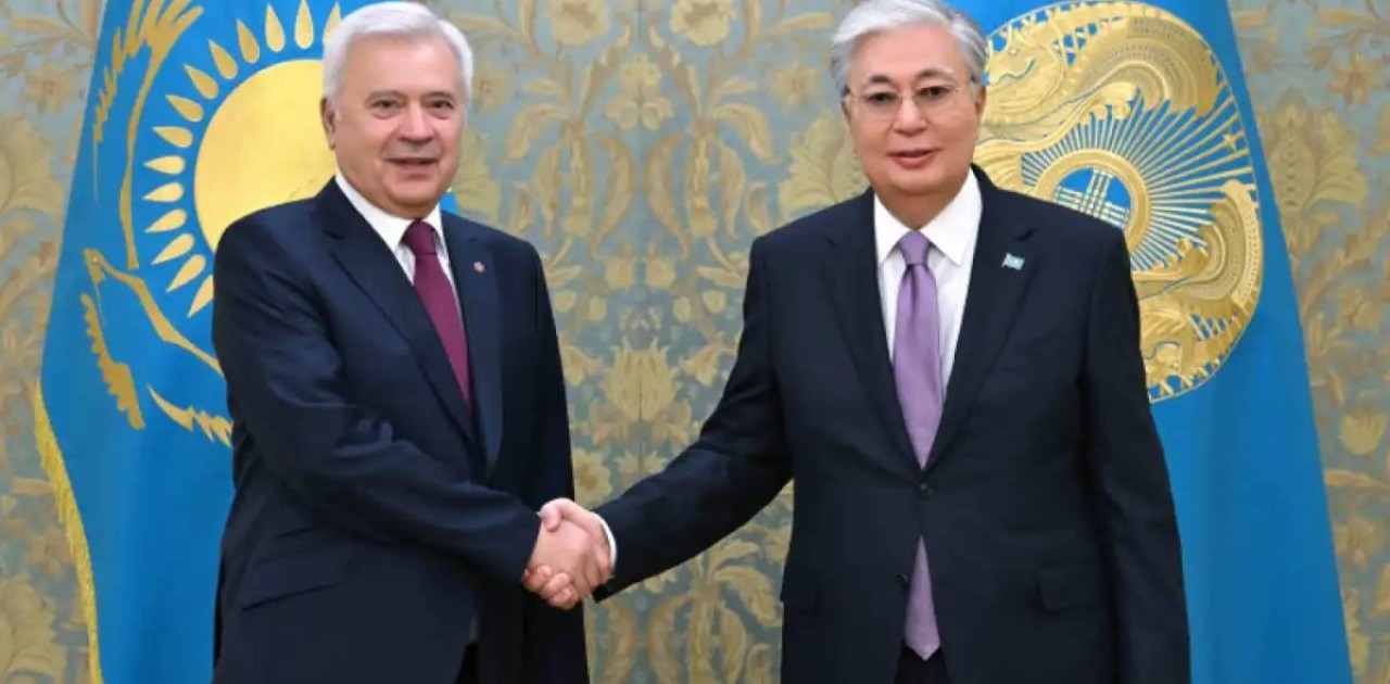 Президент «Лукойл» компаниясының акционері Вагит Алекперовті қабылдады