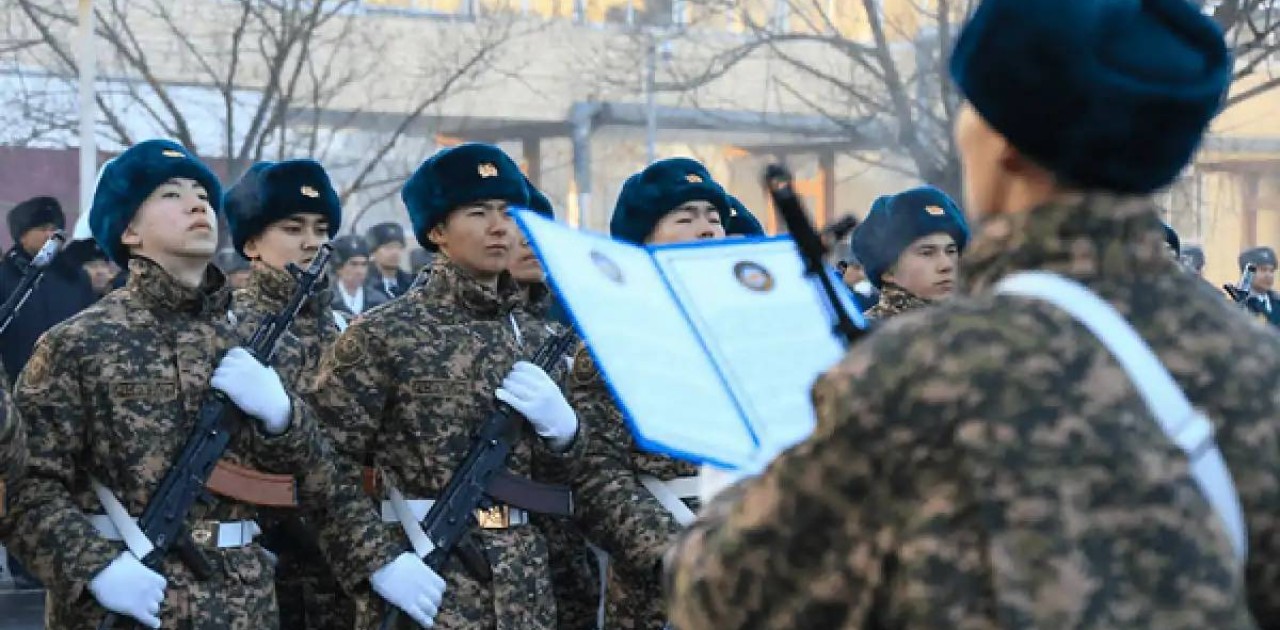 Мерзімді қызметтің үздік сарбаздары тегін оқуды жалғастырады – министрлік