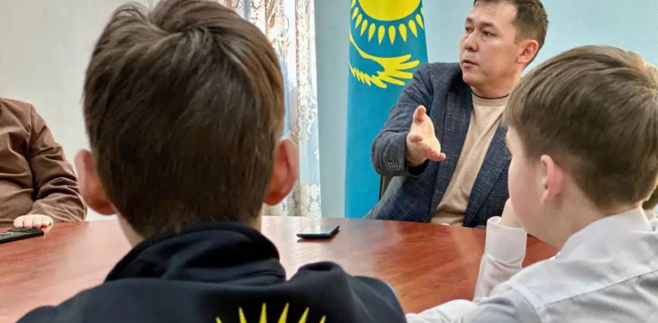 Елордалық әкелер одағы ата-анасының қарауынсыз қалған балаларға қамқорлық көрсетеді