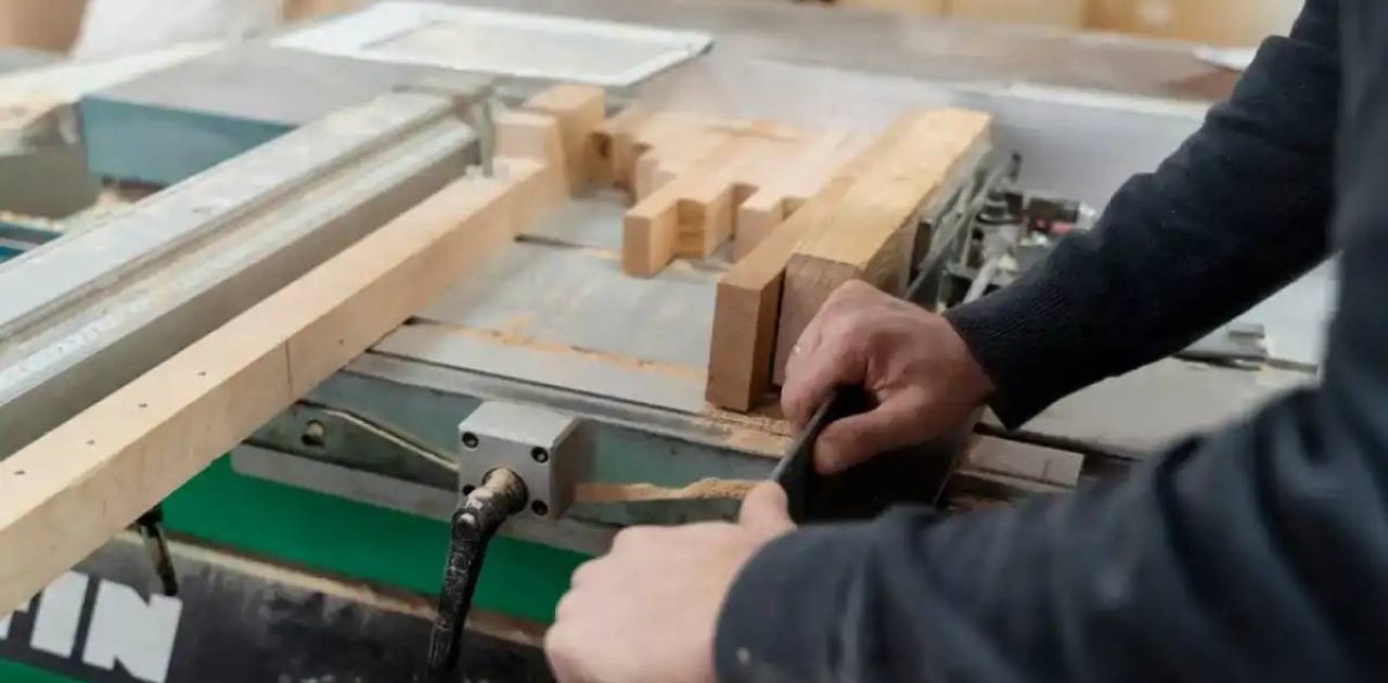 Жиһаз жасау арқылы миллиондап табыс табуға болады - Joltap бағдарламасы қатысушысы