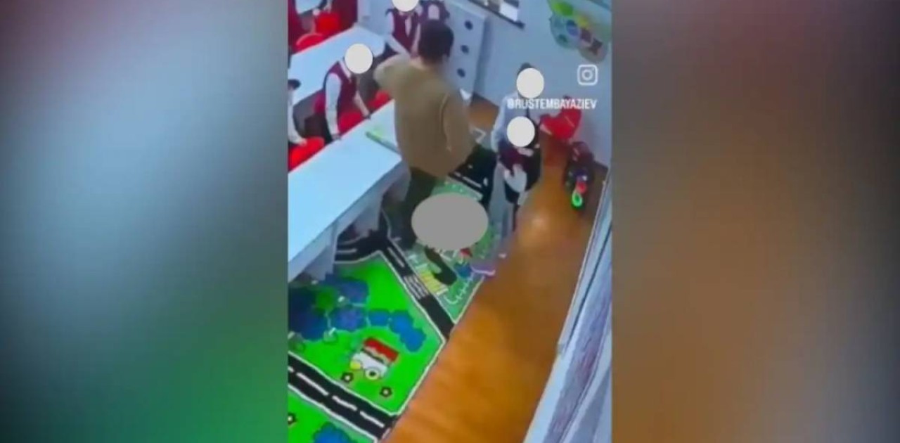 Атырауда бүлдіршінге қатыгездік көрсеткен тәрбиешіге қатысты үкім шықты