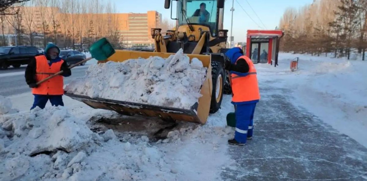 Елордада қар күреуге 2 700-ге жуық жұмысшы шықты