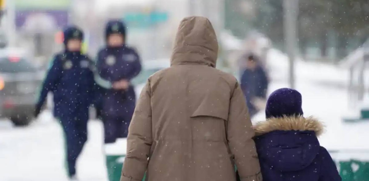 Астанада екінші ауысымның оқушылары қашықтан оқиды