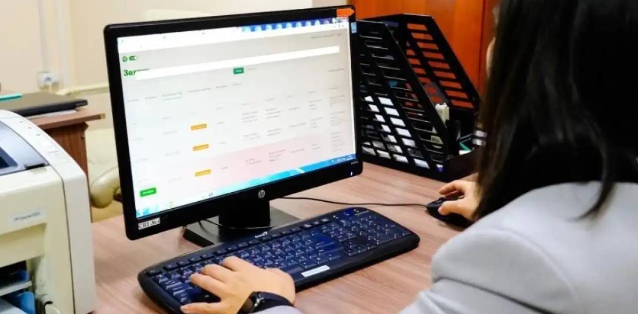 «Таза Қазақстан»: Астаналықтар онлайн чат-ботқа 1 200-ден астам өтініш қалдырған