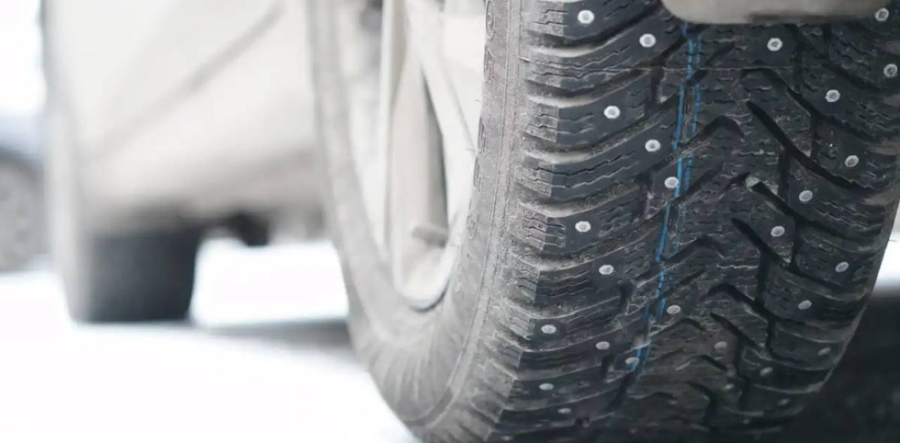 Жетісу облысында қар құрсауында қалған 8 көлік шығарылды